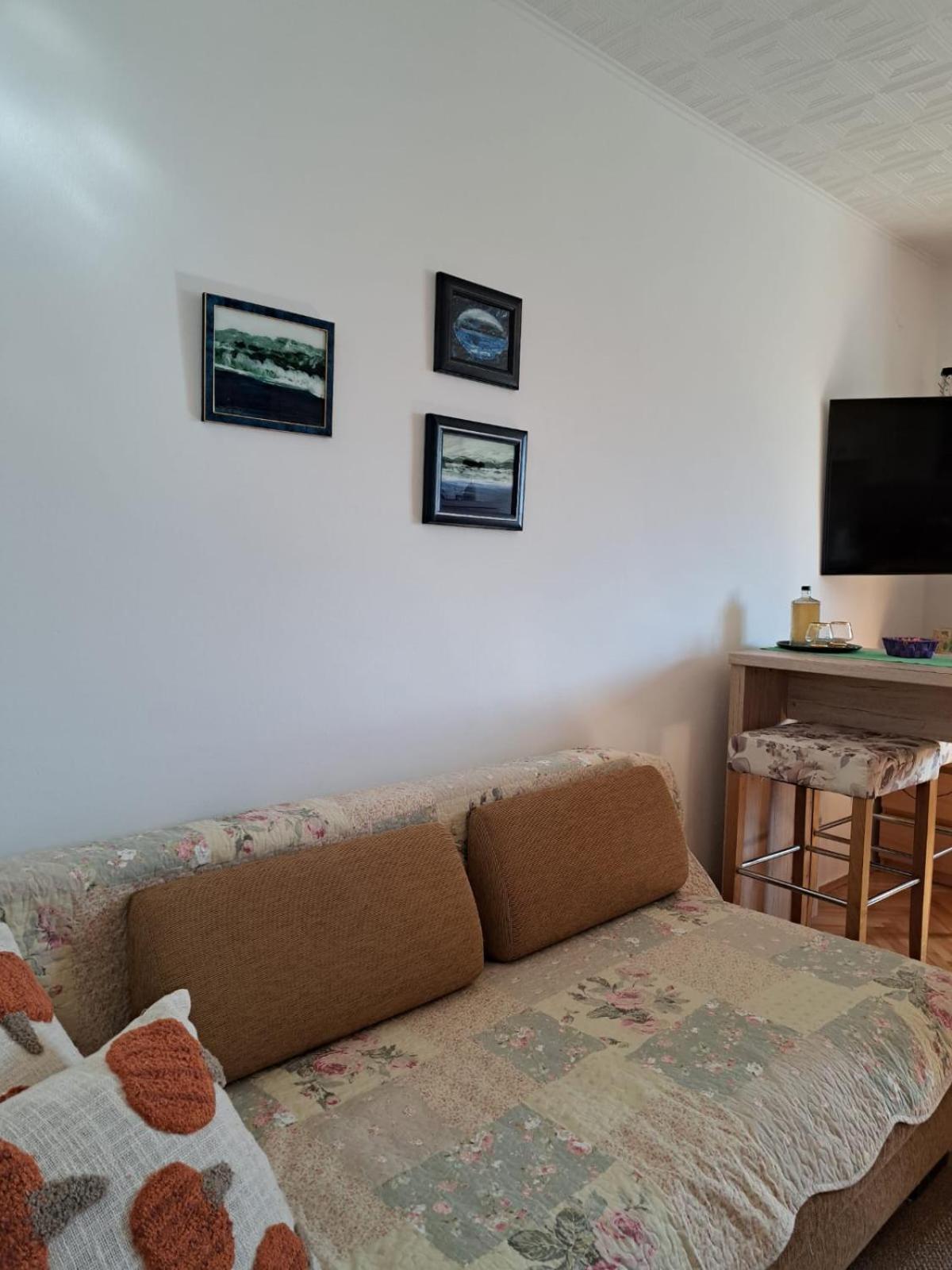 River View Apartment
